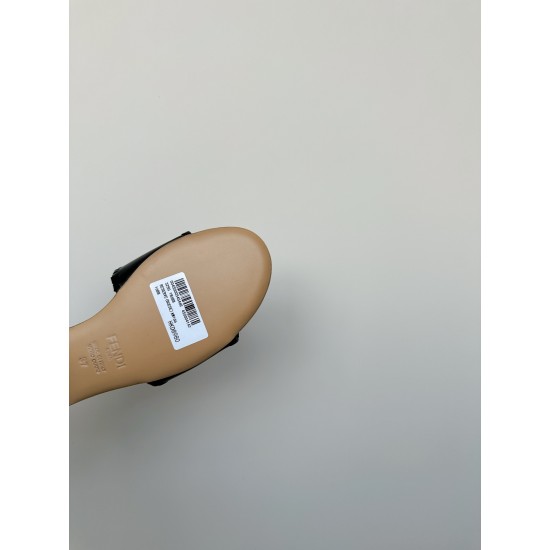 Fendi Slippers and sandals