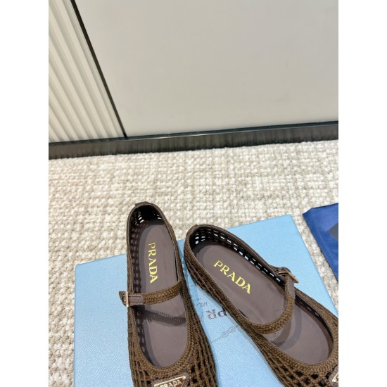 Prada Pumps and ballerinas