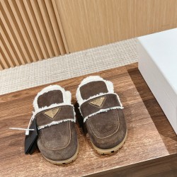 Prada Slippers and mules