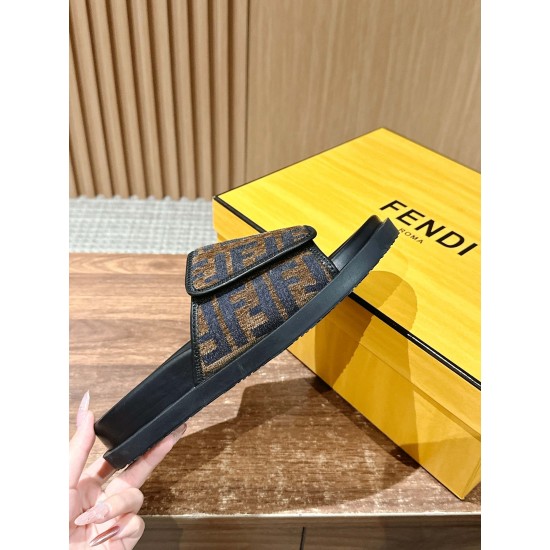 Fendi Slippers and sandals