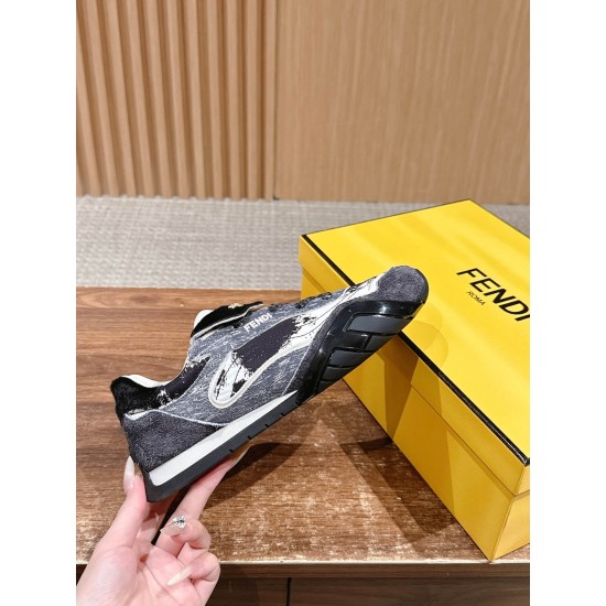 Fendi Sneakers