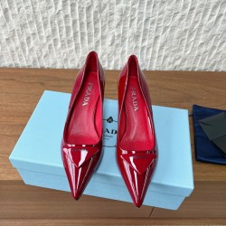 Prada Pumps and ballerinas
