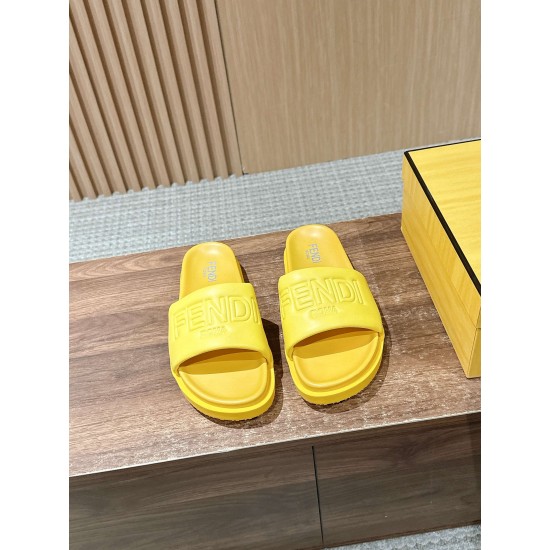 Fendi Slippers and sandals