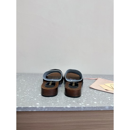 MiuMiu Slippers
