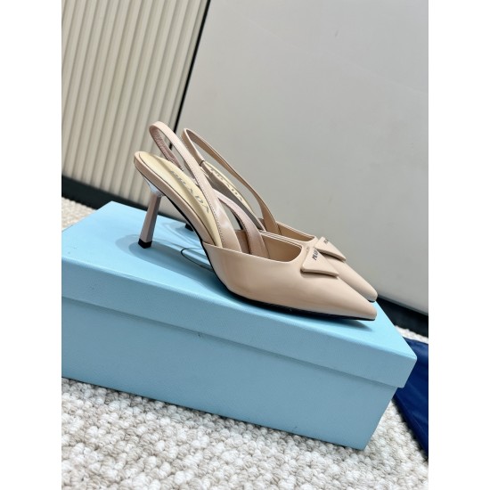 Prada Pumps and ballerinas