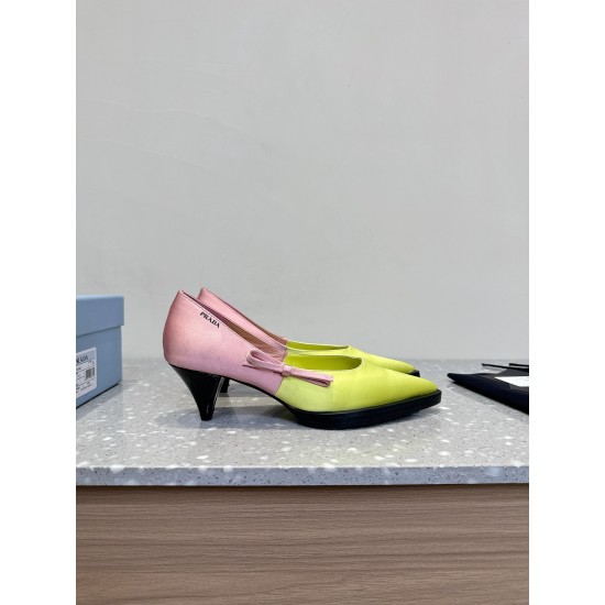 Prada Pumps and ballerinas