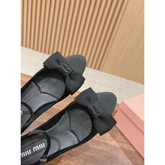 MiuMiu Sandals