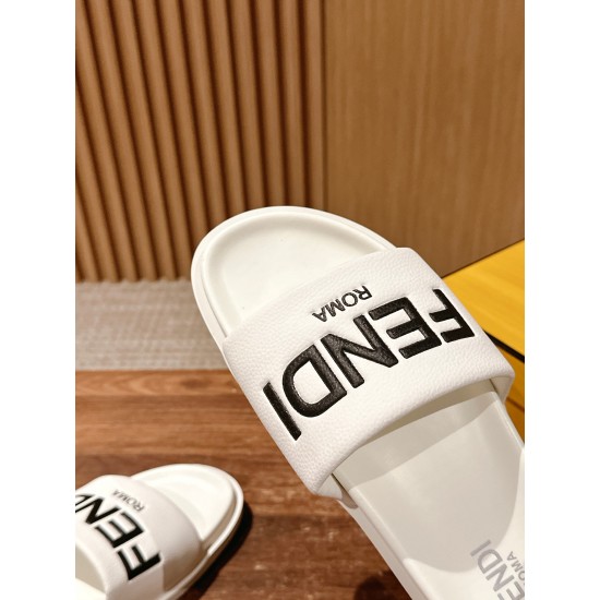 Fendi Slippers and sandals