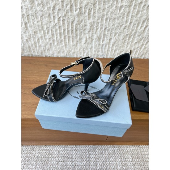 Prada Pumps and ballerinas