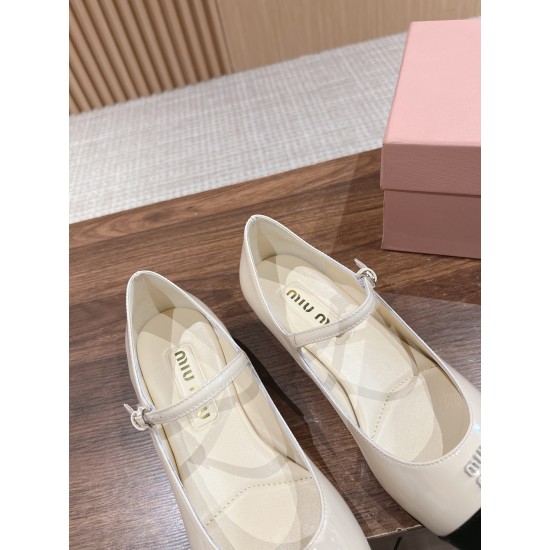 MiuMiu Sandals