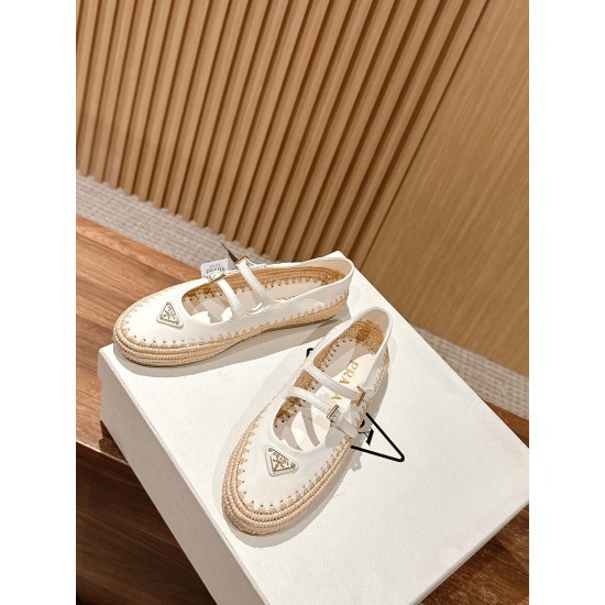 Prada Pumps and ballerinas