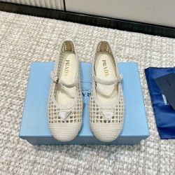 Prada Pumps and ballerinas