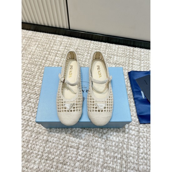Prada Pumps and ballerinas