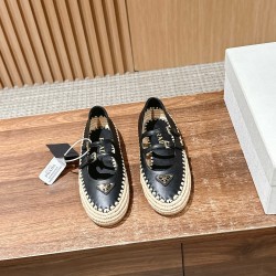 Prada Pumps and ballerinas