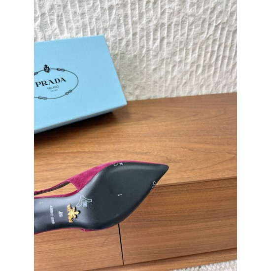 Prada Pumps and ballerinas