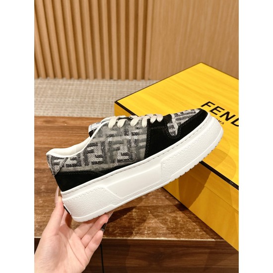 Fendi Sneakers
