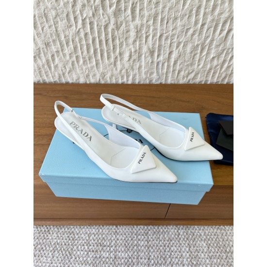 Prada Pumps and ballerinas