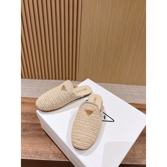 Prada Slippers and mules