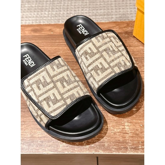 Fendi Slippers and sandals