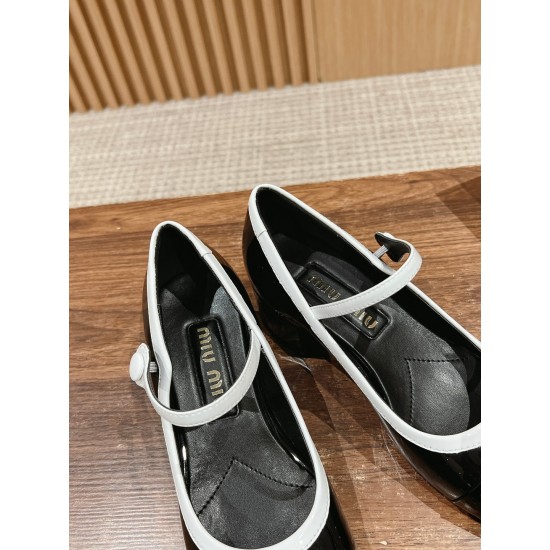 MiuMiu Sandals