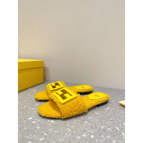 Fendi Slippers and sandals