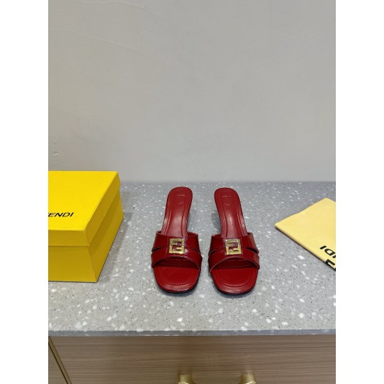 Fendi Slippers and sandals