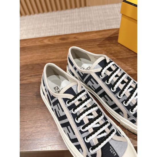 Fendi Sneakers