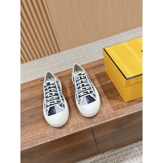 Fendi Sneakers
