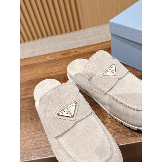 Prada Slippers and mules