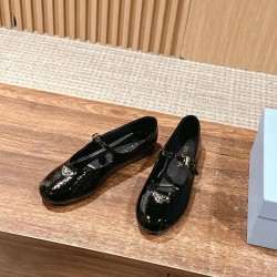 Prada Pumps and ballerinas