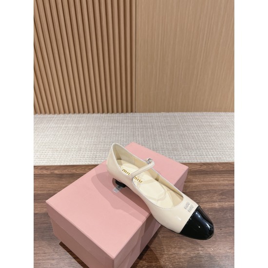 MiuMiu Sandals