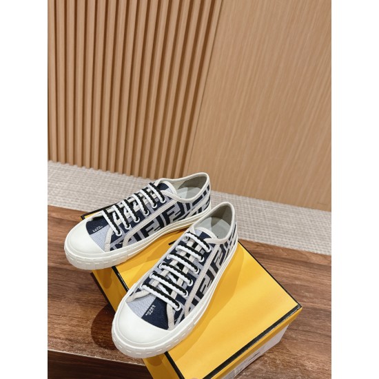 Fendi Sneakers