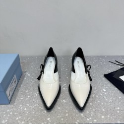 Prada Pumps and ballerinas