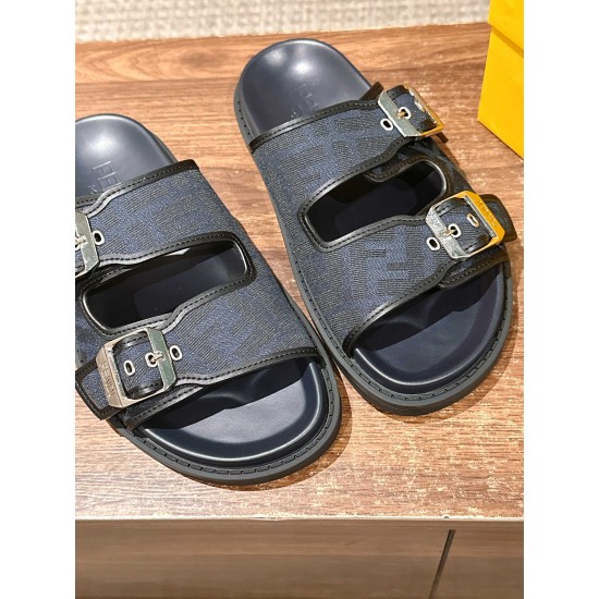Fendi Slippers and sandals