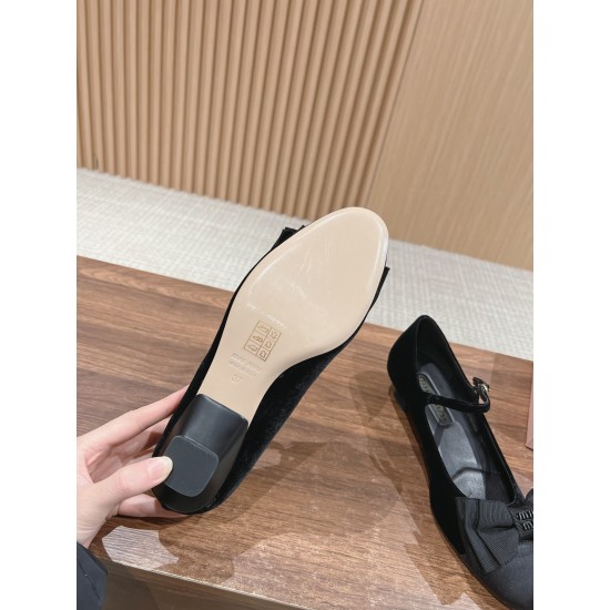 MiuMiu Sandals