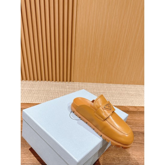 Prada Slippers and mules
