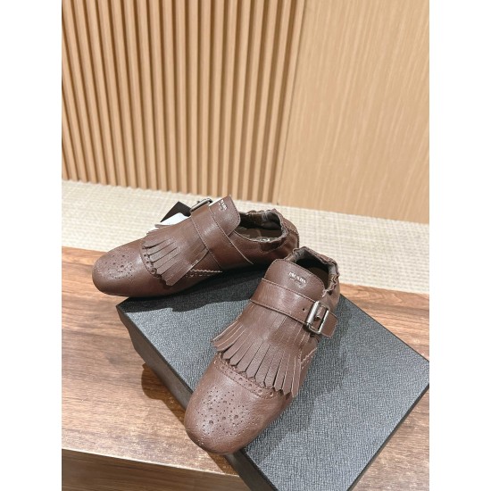 Prada Slippers and mules