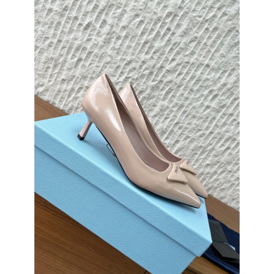 Prada Pumps and ballerinas