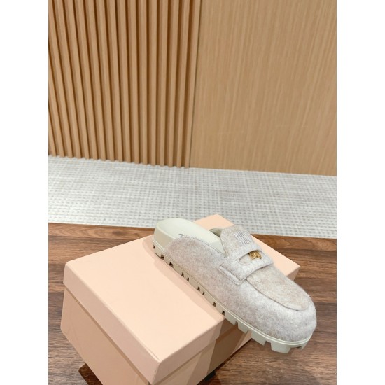 MiuMiu Slippers