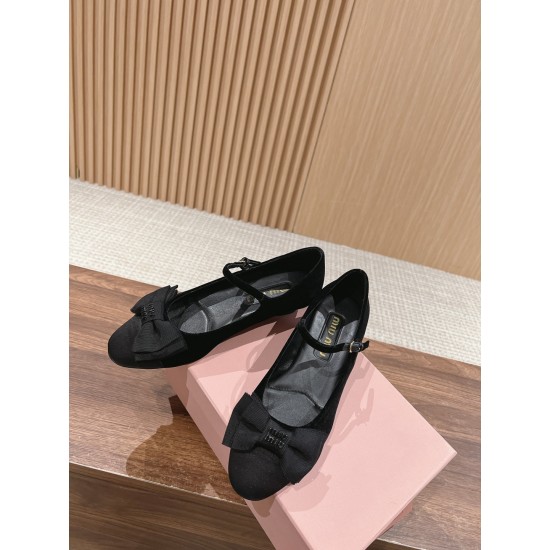 MiuMiu Sandals