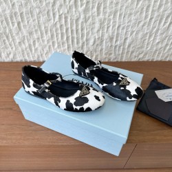 Prada Pumps and ballerinas