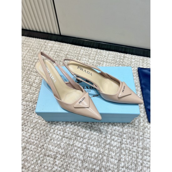 Prada Pumps and ballerinas