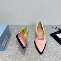 Prada Pumps and ballerinas