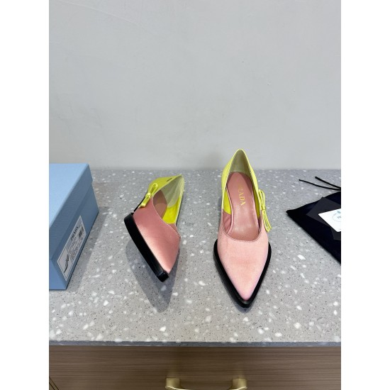 Prada Pumps and ballerinas