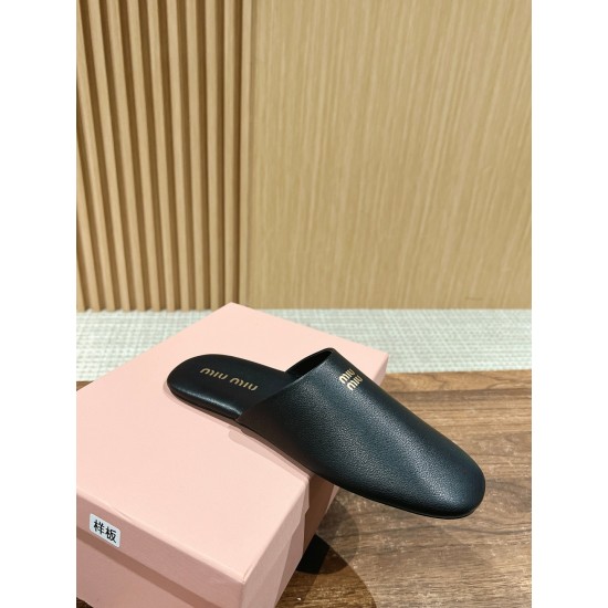 MiuMiu Slippers