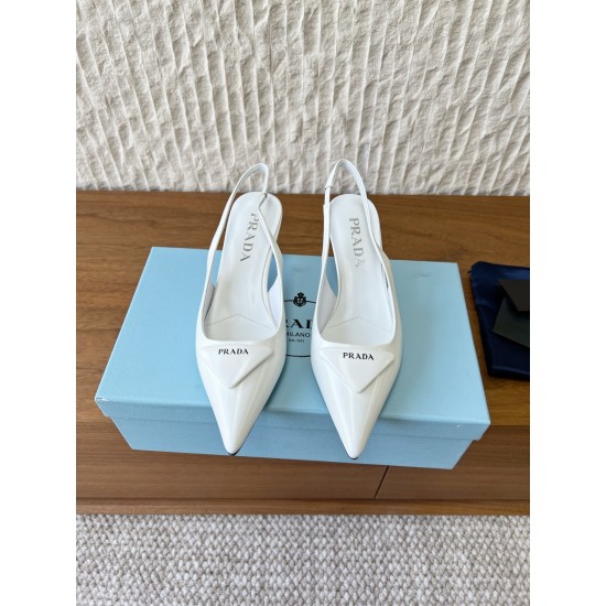 Prada Pumps and ballerinas