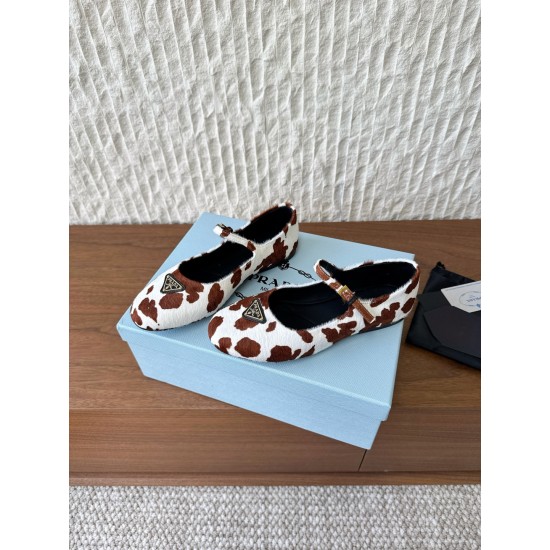 Prada Pumps and ballerinas