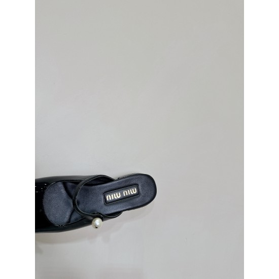 MiuMiu Slippers