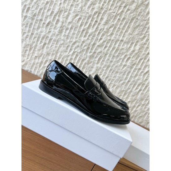 YSL Flats