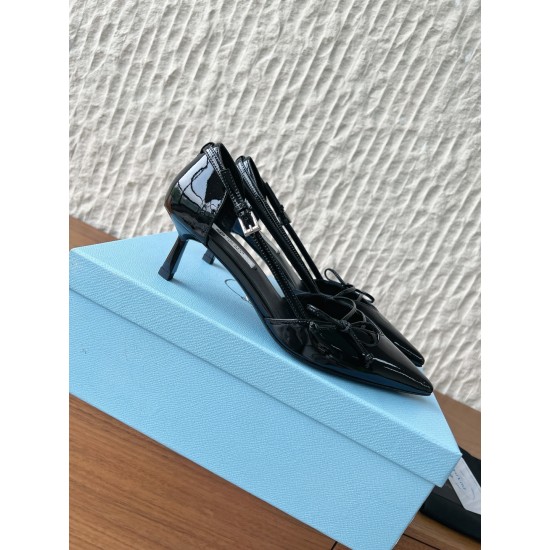 Prada Pumps and ballerinas
